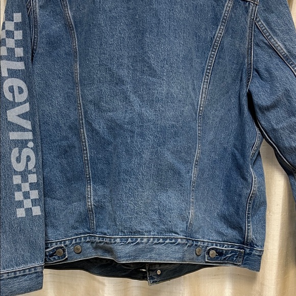 Levi's Classic Blue Denim Trucker Jacket red tab 2XL - Picture 6 of 9